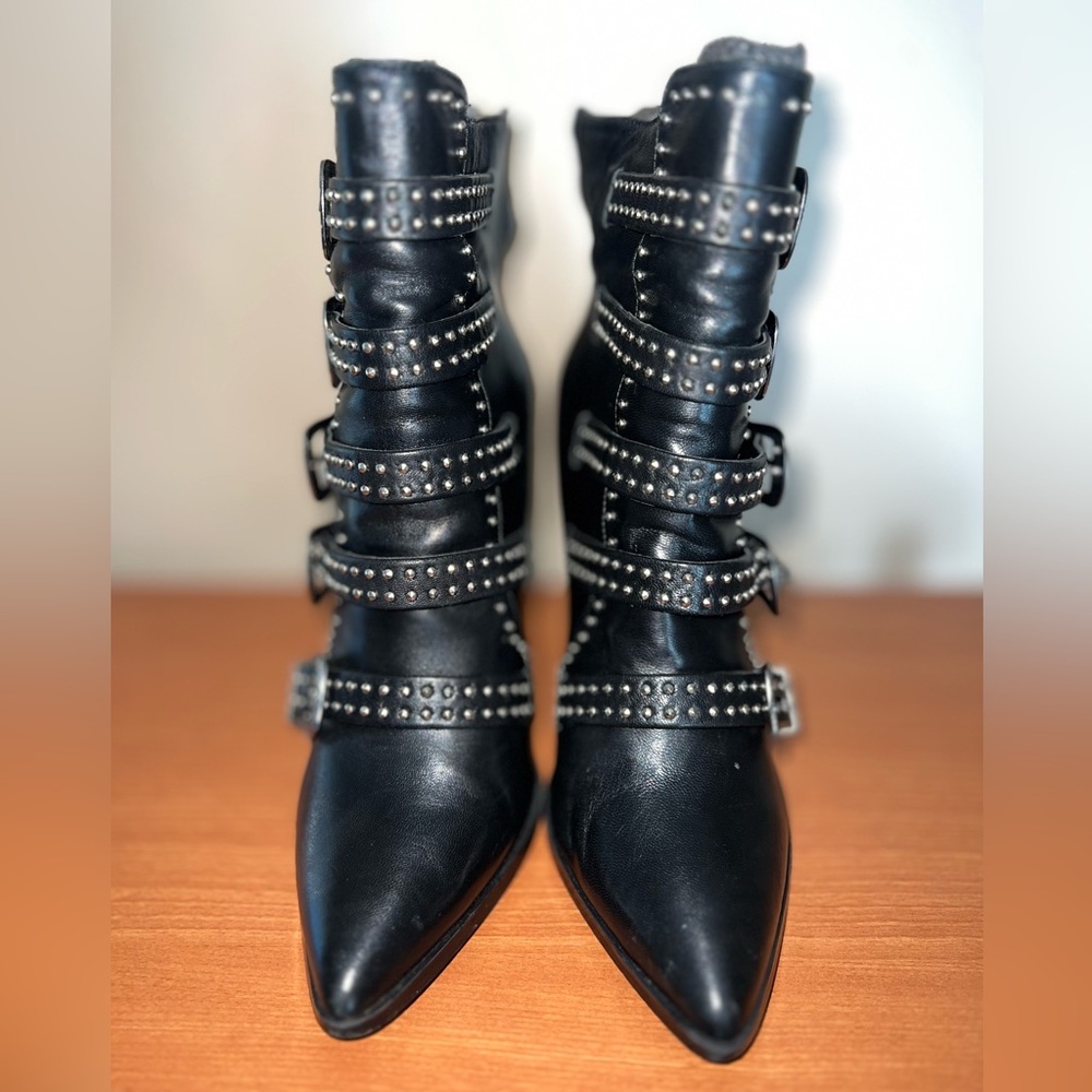 Steve Madden Comet Black Leather Boots